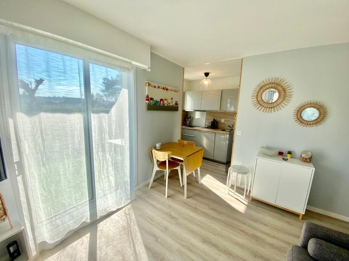 Superbe Appartement Avec Jardin Ensoleille Blonville-sur-Mer Exteriér fotografie